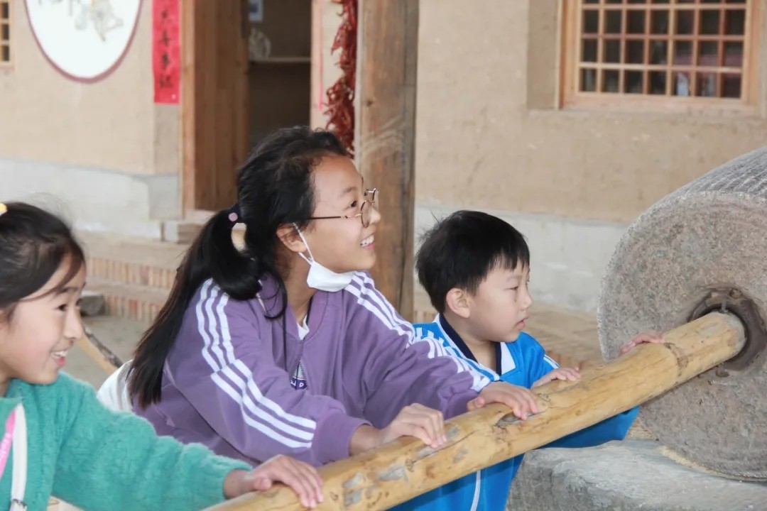 16193112988407.jpg 640.webp (7).jpg